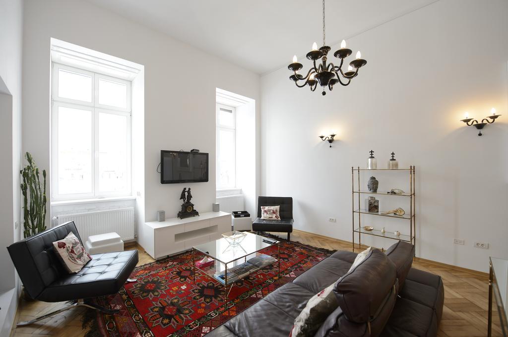 Ferienwohnung Casa Mandl Brașov Zimmer foto