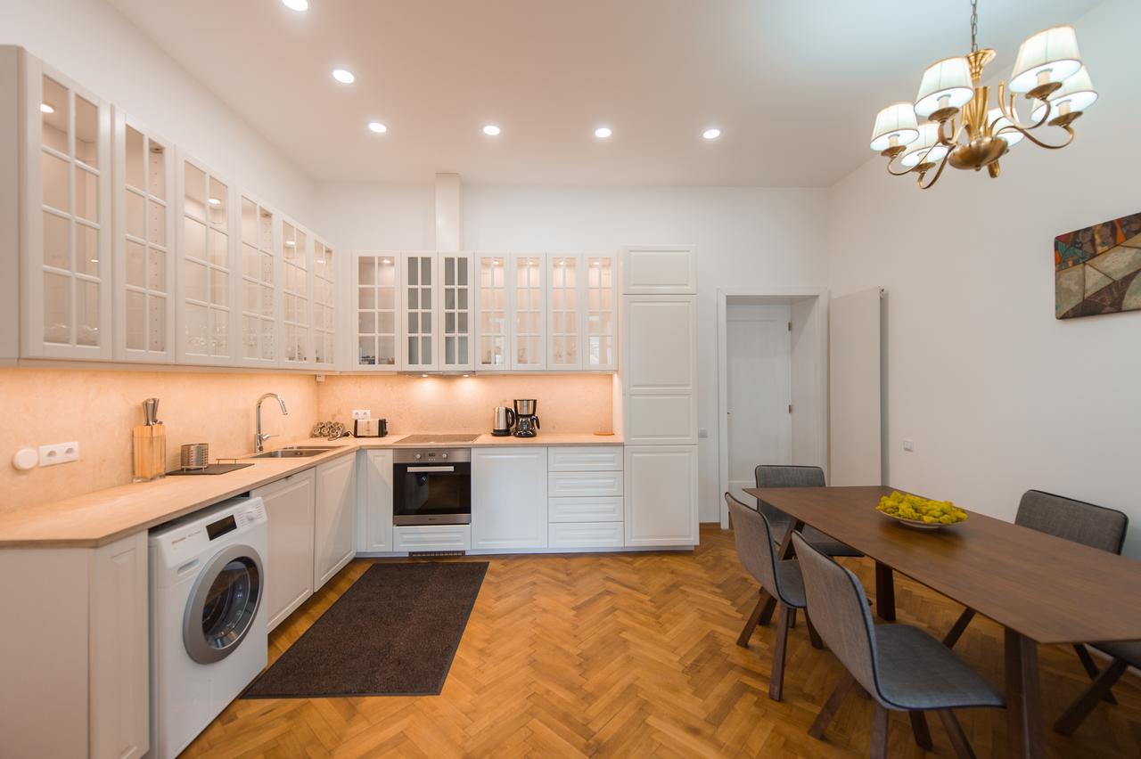 Ferienwohnung Casa Mandl Brașov Exterior foto